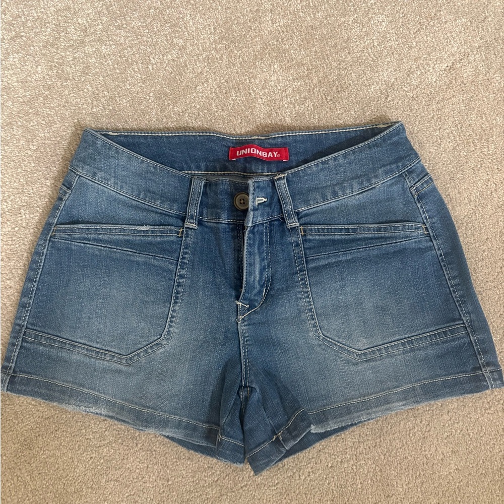 Unionbay Women's Blue Denim Shorts size 5